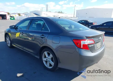 2012 Toyota Camry Se z USA, uszkodzony, nr VIN 4T1BF1FK1CU098700